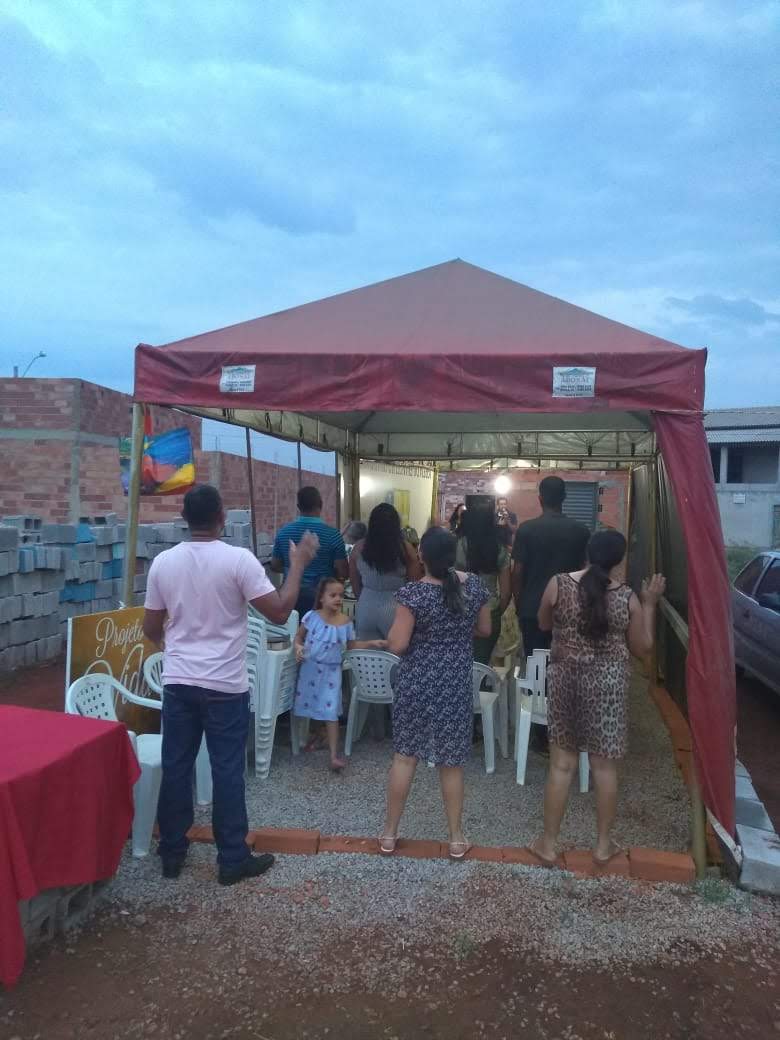 Primeiros cultos sob a tenda